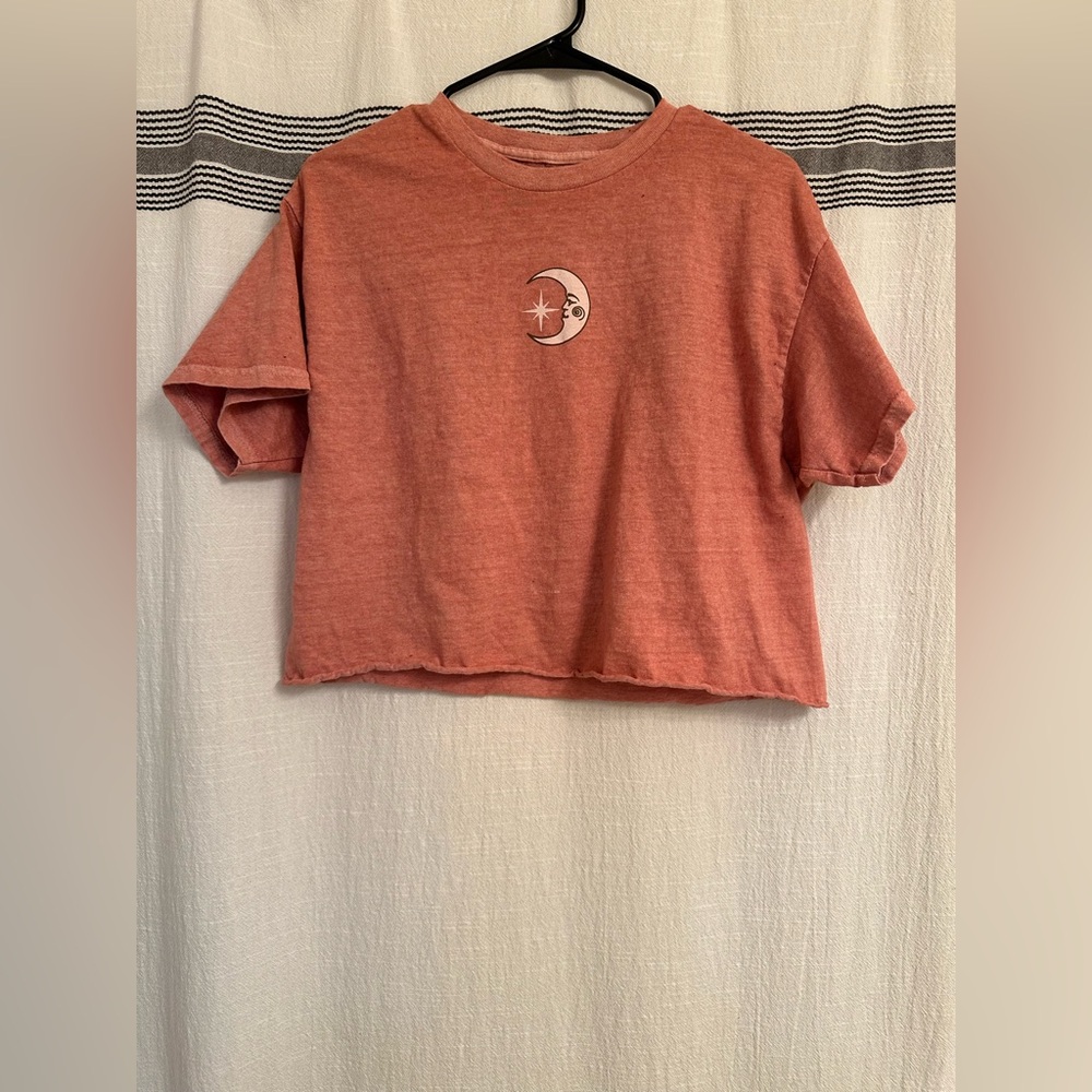 Tree Hugger Nation Graphic Crop Top